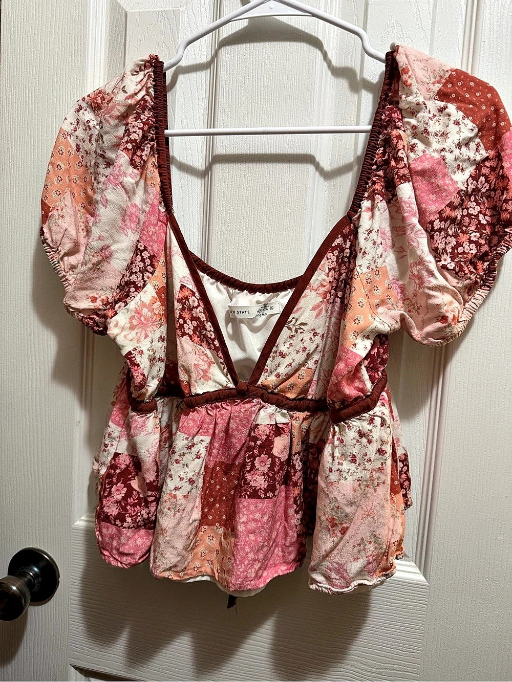 Floral Puff Sleeve Blouse in Pink & Red